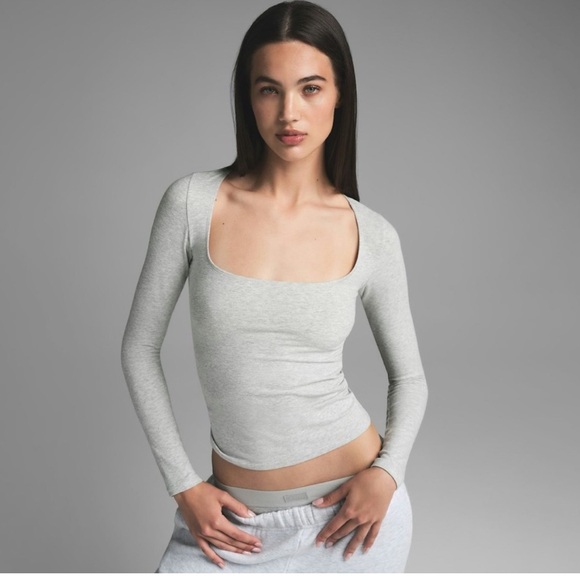 BOGO SKIMS Heather Gray Bundle - Picture 4 of 6